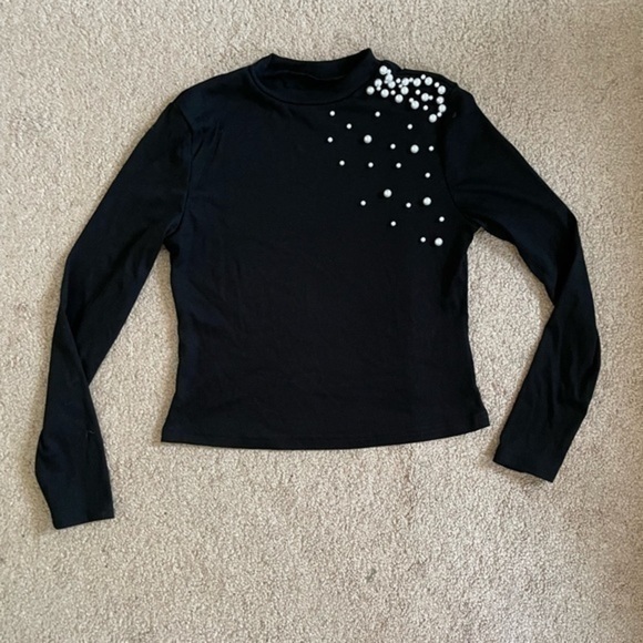 Black long sleeve beaded top Size Small - Picture 4 of 13